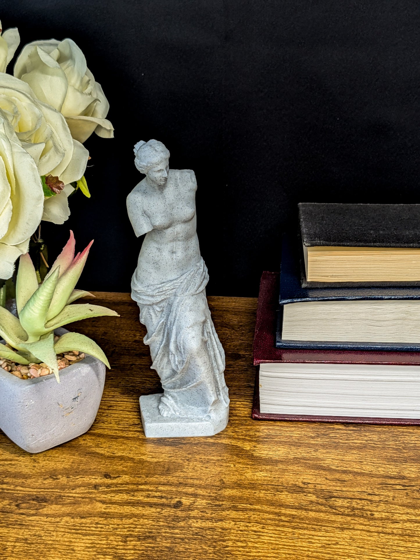 Venus de Milo - Marble Style Statue